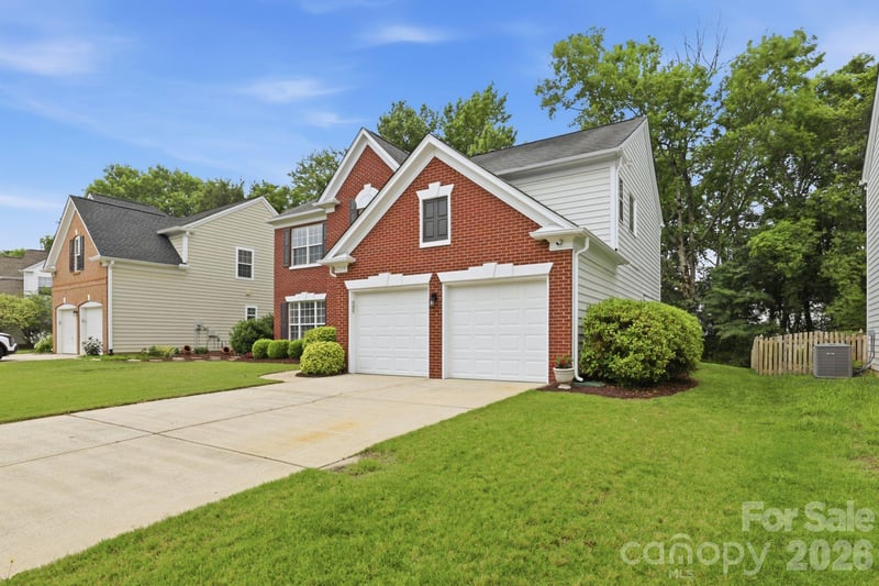 12044 Humboldt Dr, Charlotte, NC 28277