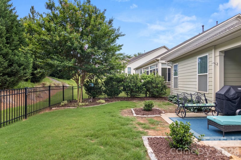 8416 Festival Way, Charlotte, NC 28215