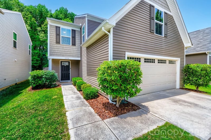 1706 Hooper Ct, Charlotte, NC 28212