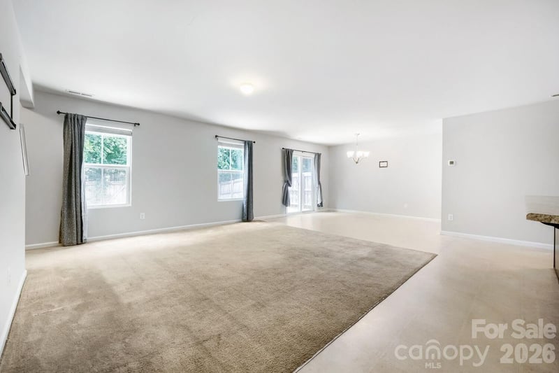 1706 Hooper Ct, Charlotte, NC 28212