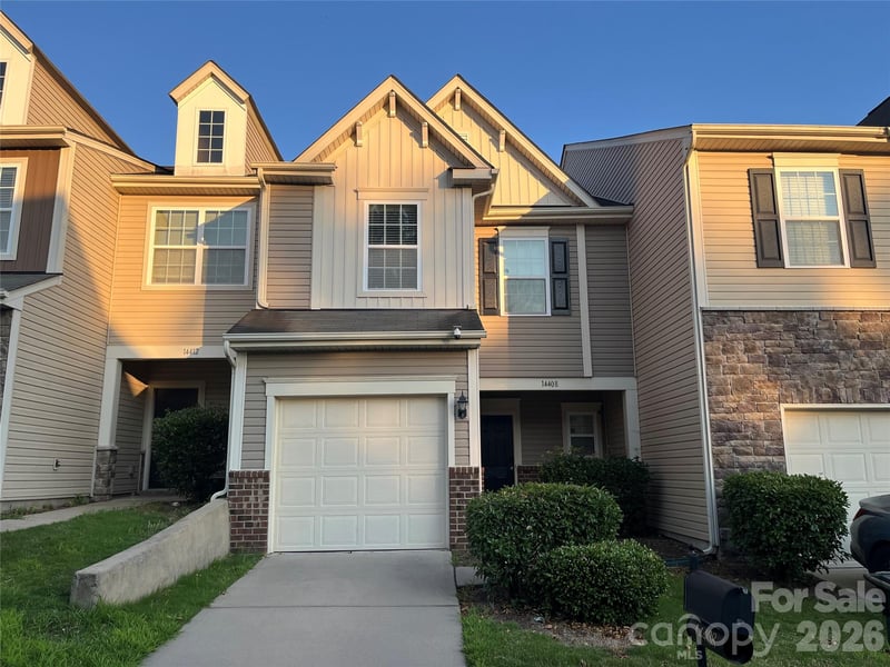14408 Glendon Hall Ln, Charlotte, NC 28262