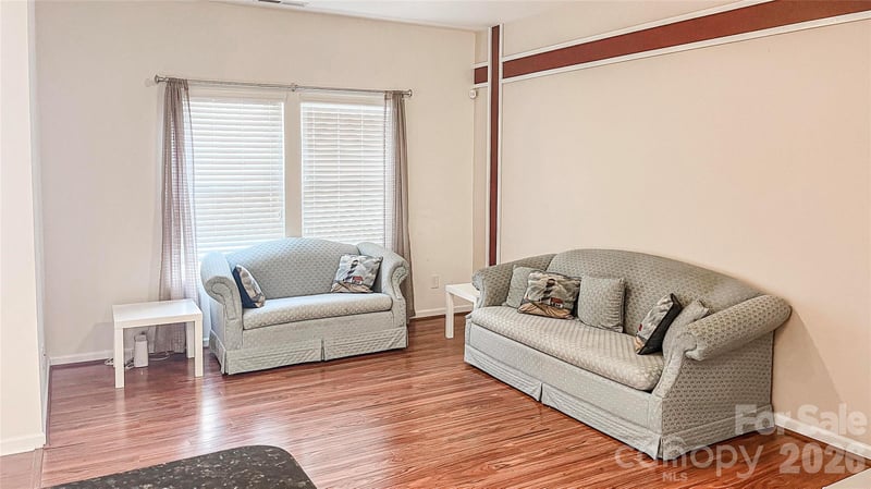 14408 Glendon Hall Ln, Charlotte, NC 28262