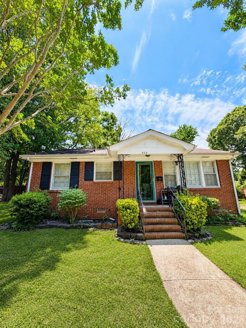 4310 Gillespie Ct, Charlotte, NC 28205
