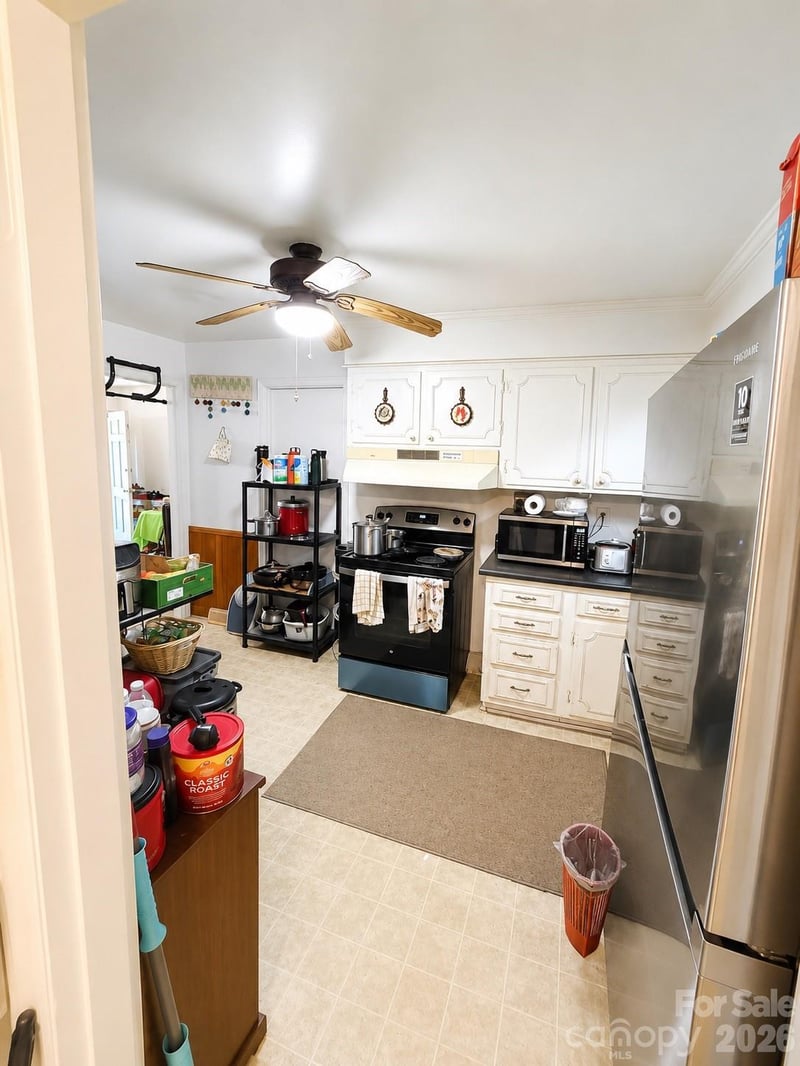 4310 Gillespie Ct, Charlotte, NC 28205
