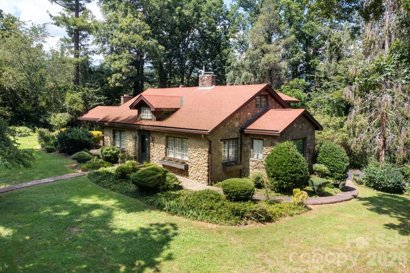 25 Inglewood Rd, Asheville, NC 28804