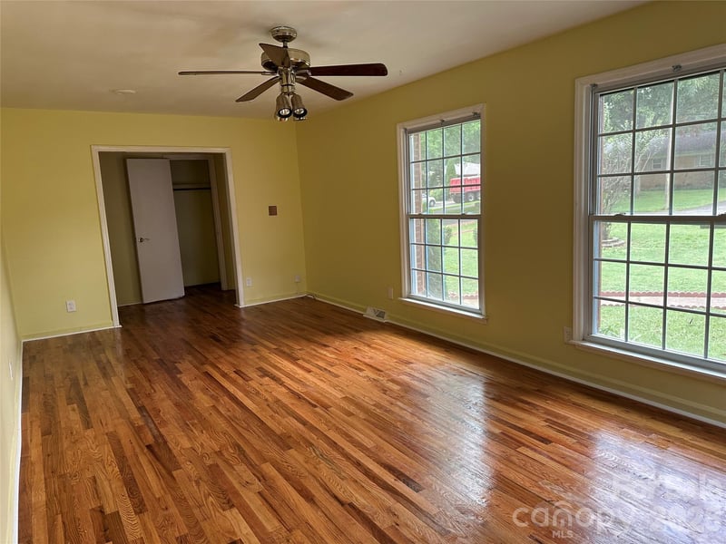 3220 Wiseman Dr, Charlotte, NC 28227