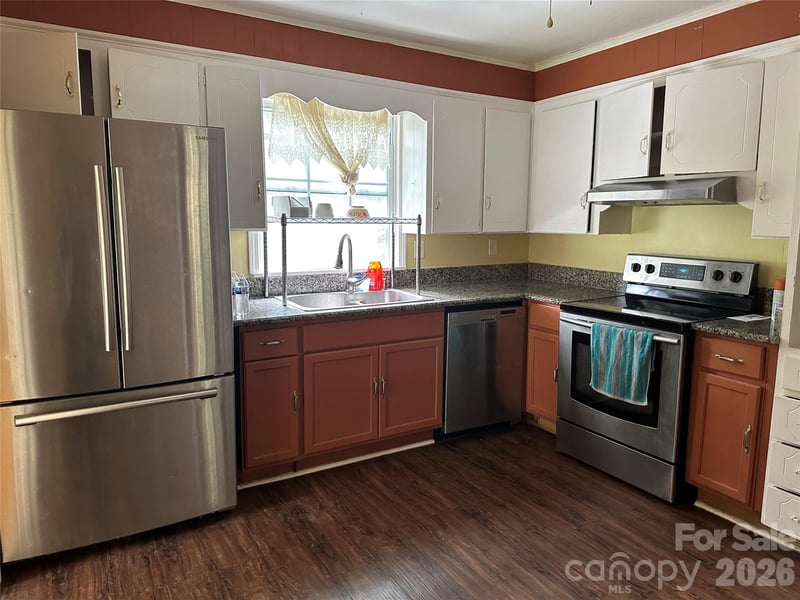 3220 Wiseman Dr, Charlotte, NC 28227