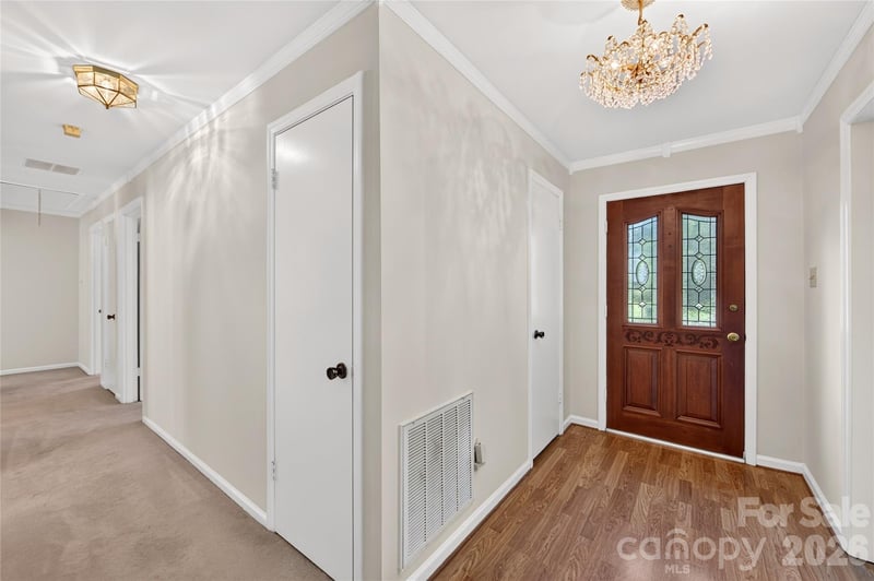 6801 Rambling Rose Dr, Charlotte, NC 28212
