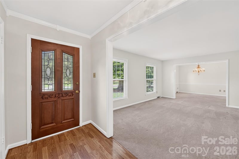 6801 Rambling Rose Dr, Charlotte, NC 28212
