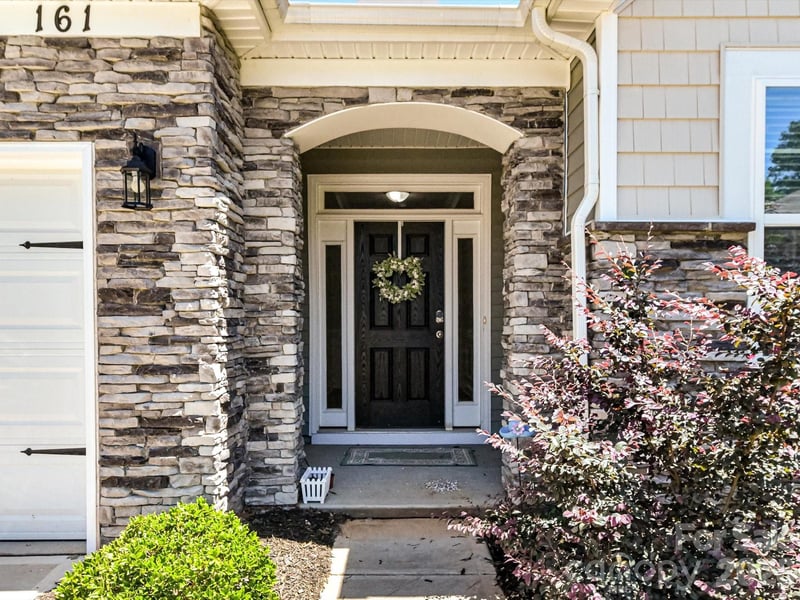 161 Cotton Field Dr, Statesville, NC 28677