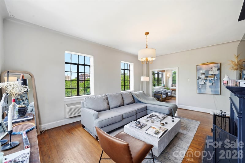 301 10th St #506, Charlotte, NC 28202