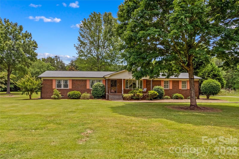 117 Fonda Rd, Statesville, NC 28677