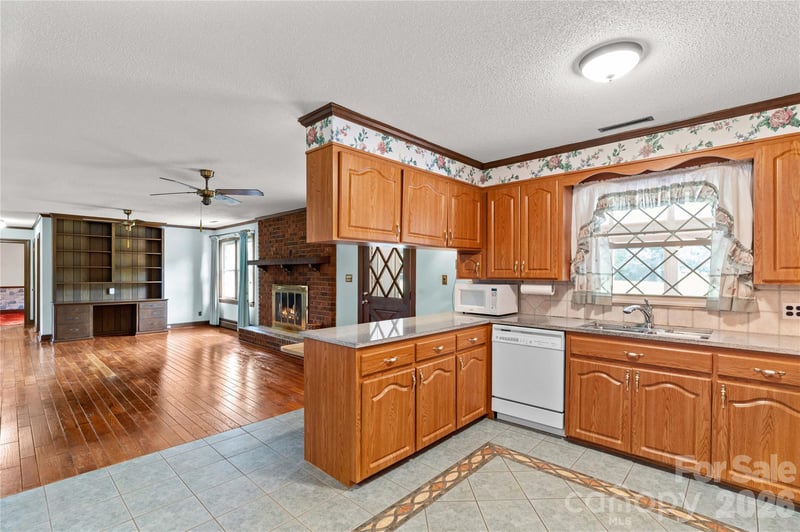 117 Fonda Rd, Statesville, NC 28677
