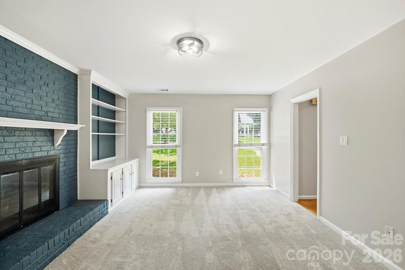 2106 Caleo Cir, Charlotte, NC 28270