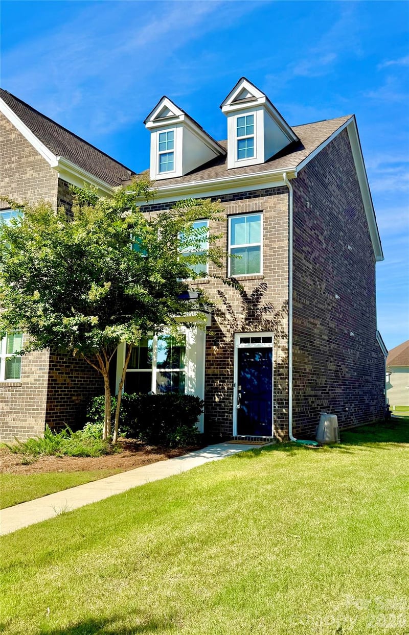 11451 Red Rust Ln, Charlotte, NC 28277