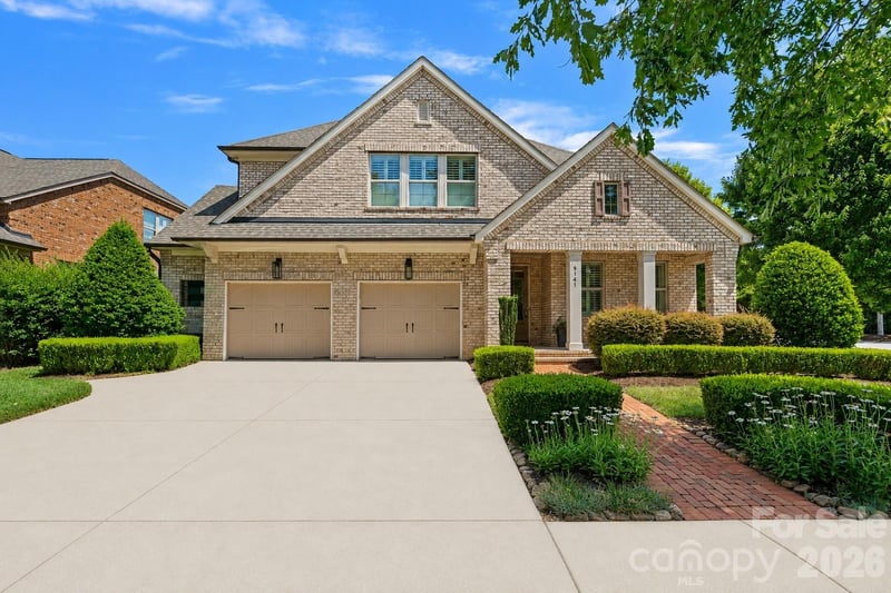9141 Robbins Preserve Rd, Cornelius, NC 28031
