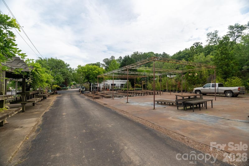 91 Weaverville Rd, Asheville, NC 28804
