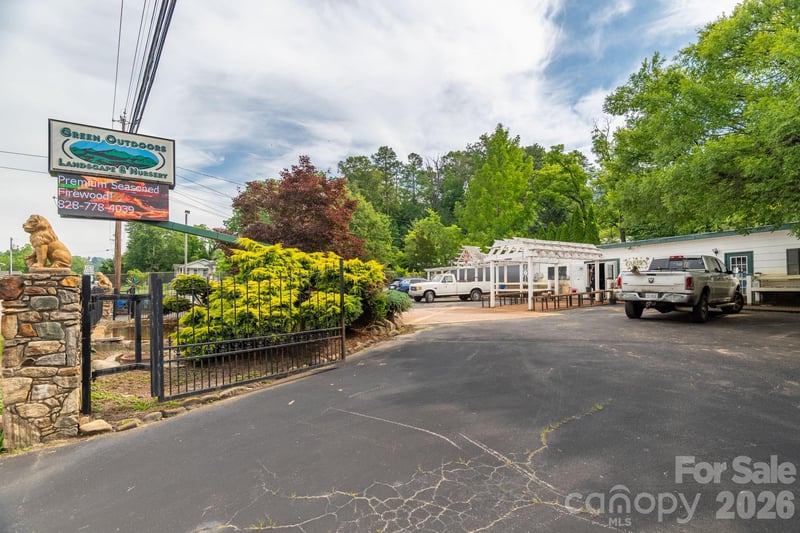 91 Weaverville Rd, Asheville, NC 28804