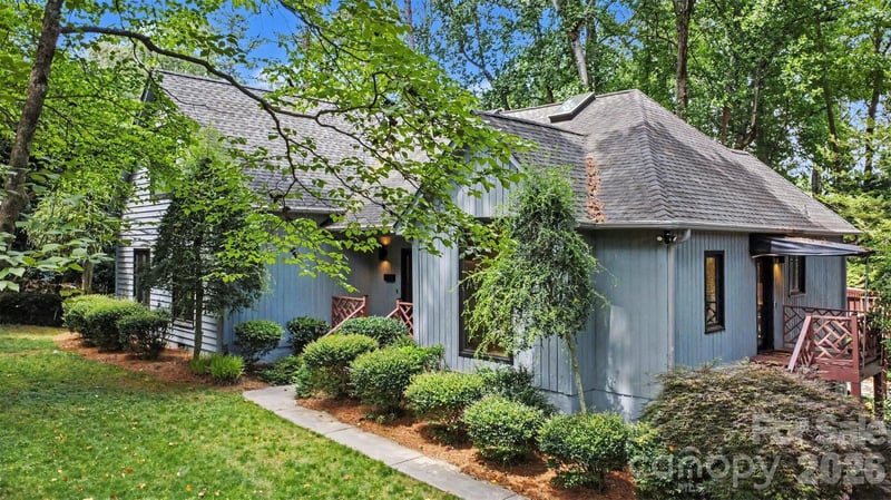 5123 Randolph Rd, Charlotte, NC 28211