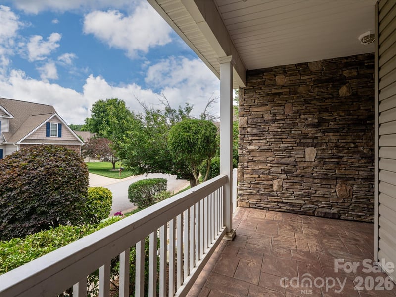 25 Driftstone Cir, Arden, NC 28704