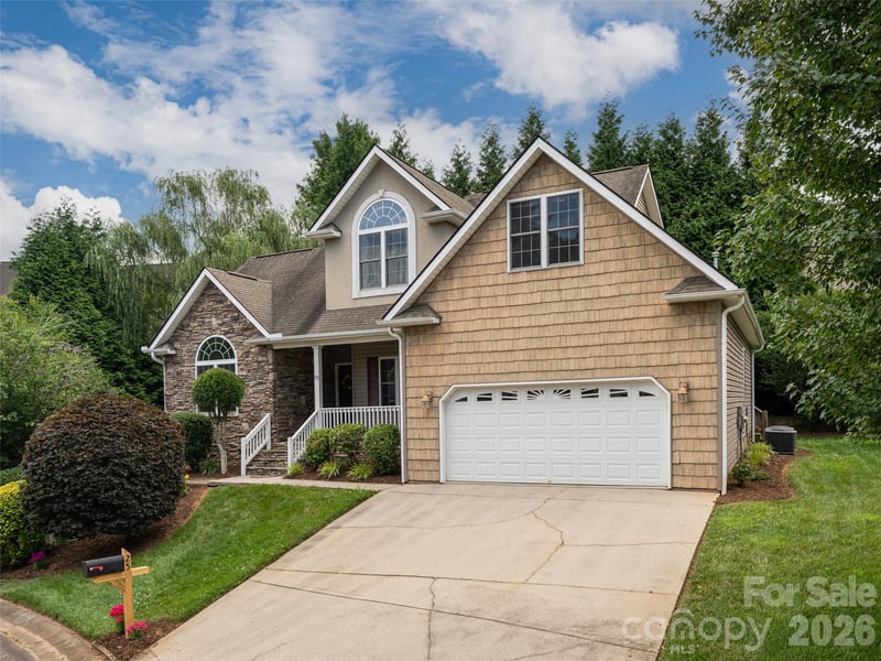 25 Driftstone Cir, Arden, NC 28704