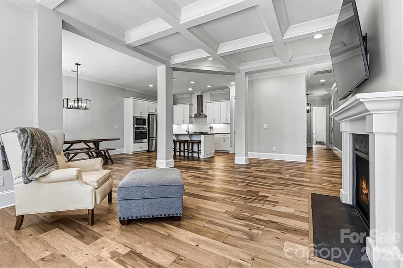 318 Ambleside Village Ln, Davidson, NC 28036