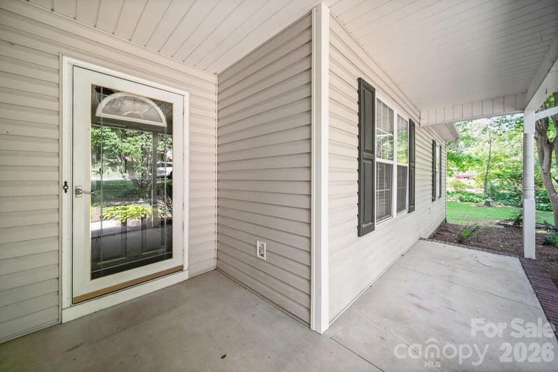 126 Fritzvon Dr, Mount Pleasant, NC 28124