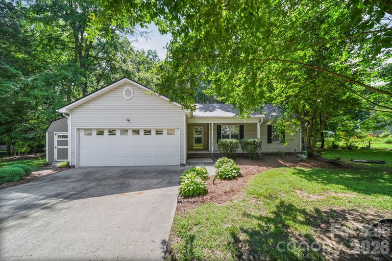 126 Fritzvon Dr, Mount Pleasant, NC 28124