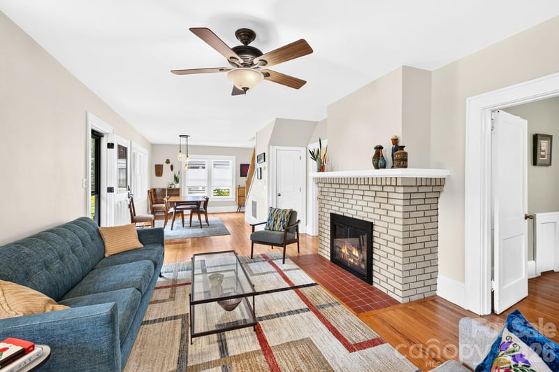 15 Westgate Rd, Asheville, NC 28806