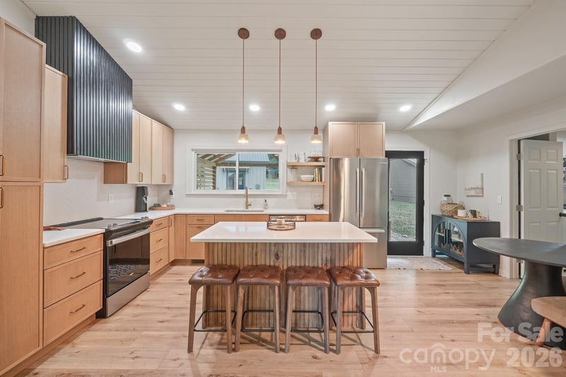 785 Midway Rd, Statesville, NC 28625