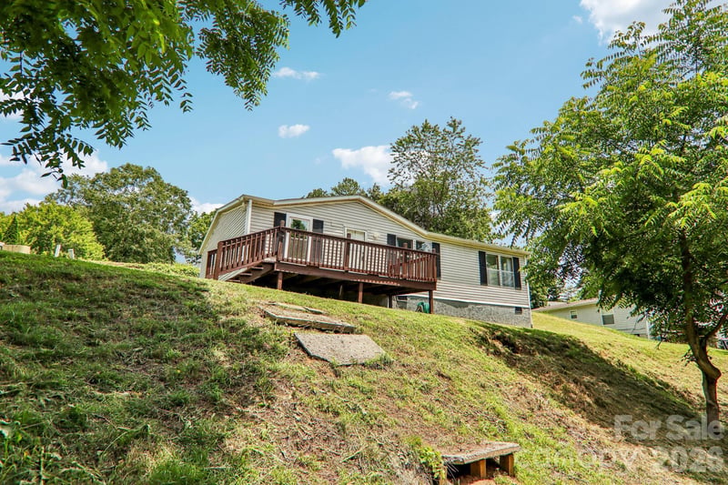 85 Star Flower Rd, Alexander, NC 28701