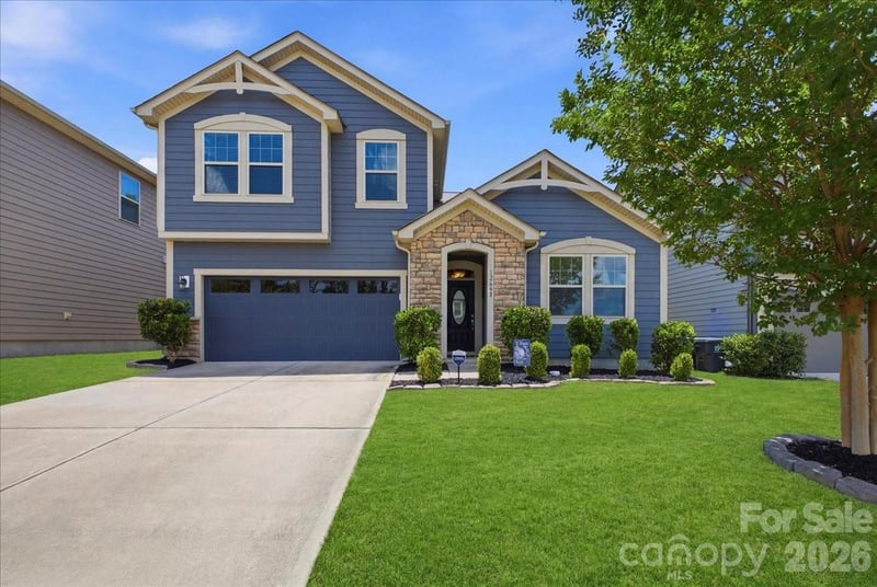 12628 Heath Grove Dr, Huntersville, NC 28078