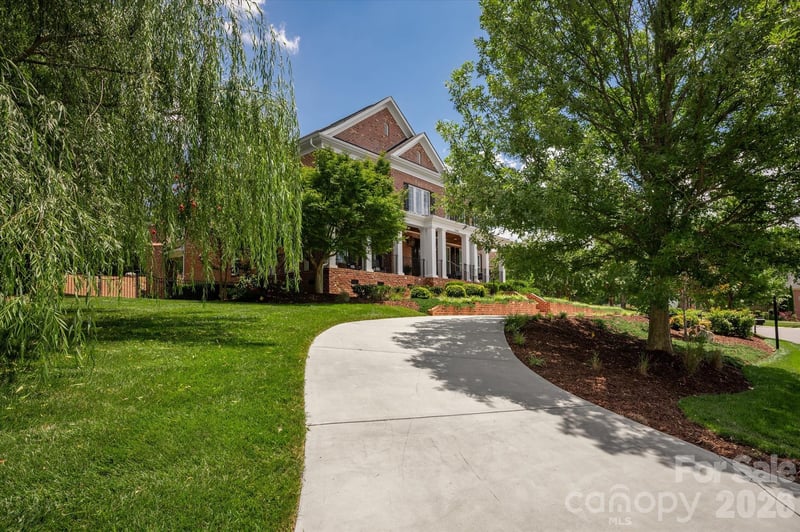 1348 Shinnecock Ln, Fort Mill, SC 29707