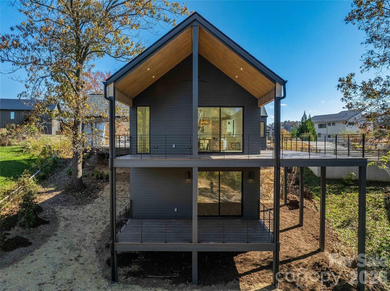 511 Wilma Dykeman Trl, Asheville, NC 28804