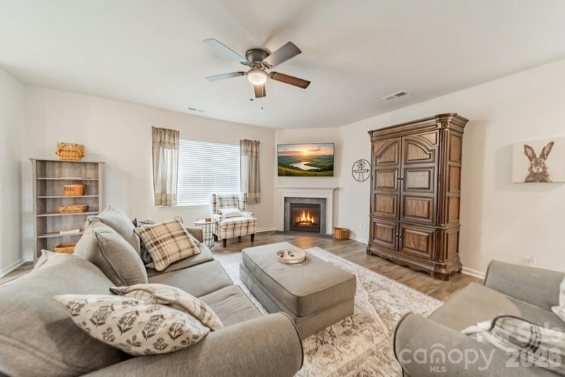 1200 Secrest Commons Dr, Monroe, NC 28112