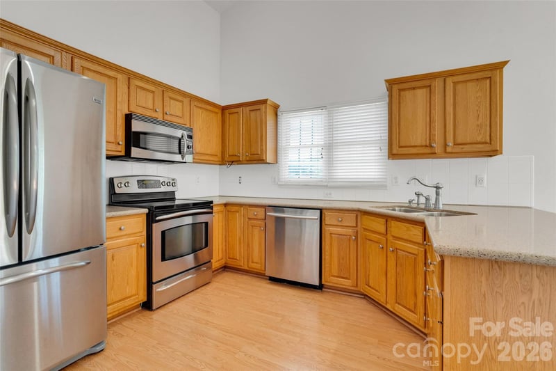 117 Caldonia Dr, Candler, NC 28715