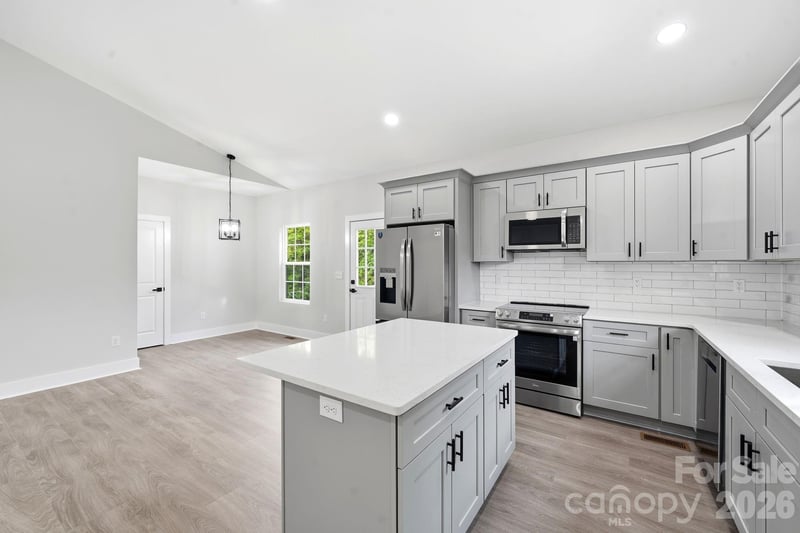 272 Hilltop Ave, Concord, NC 28025