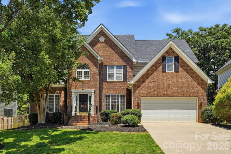 9705 Tenencia Ct, Charlotte, NC 28277