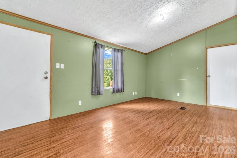 12 Green Cove Ln, Alexander, NC 28701