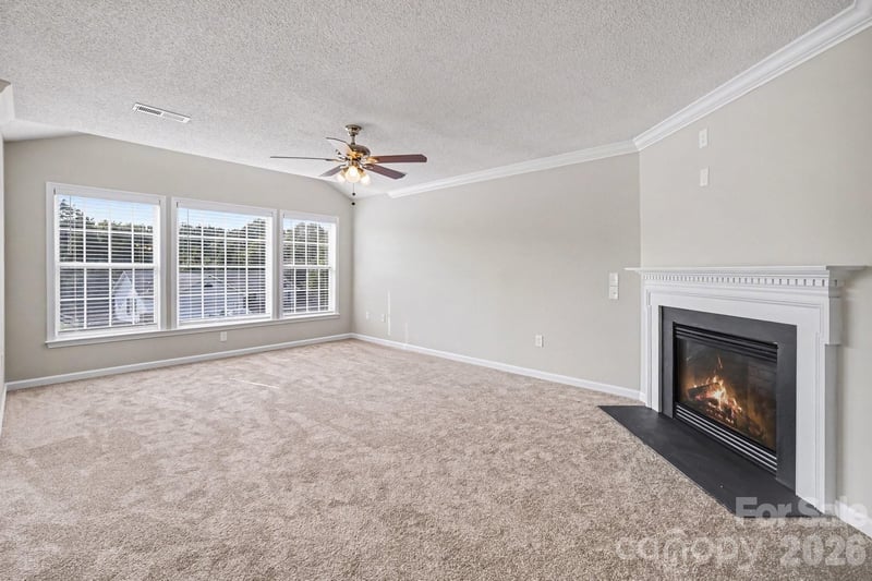 838 Highlander Ct, Concord, NC 28025