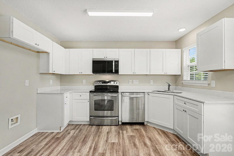 9806 Coriander Ct, Charlotte, NC 28215