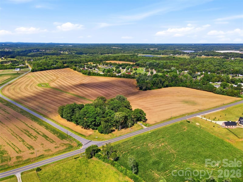 4770 Nc 10 Hw, Newton, NC 28658