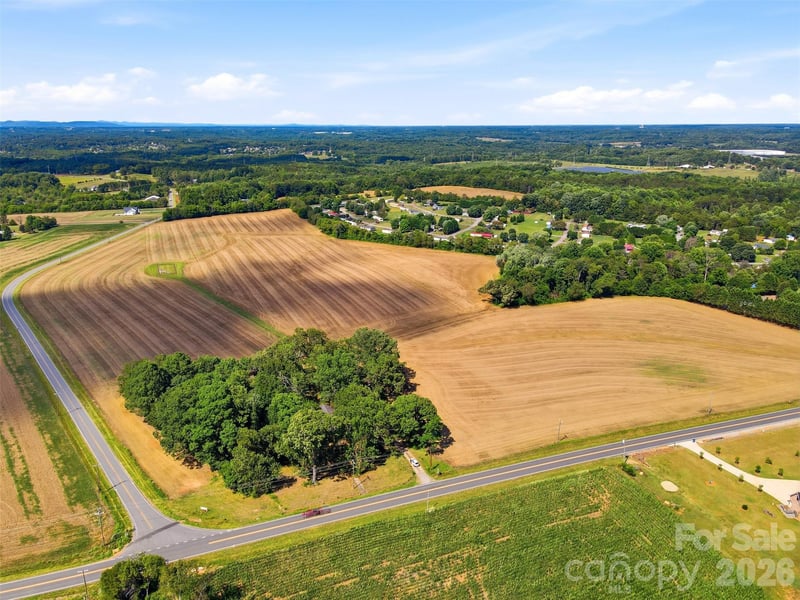 4770 Nc 10 Hw, Newton, NC 28658