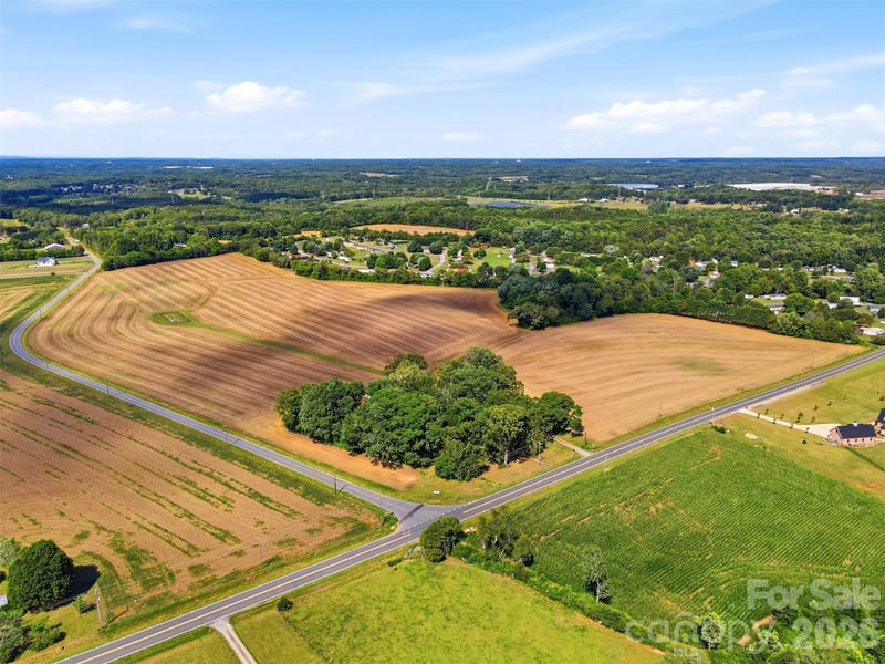 4770 Nc 10 Hw, Newton, NC 28658