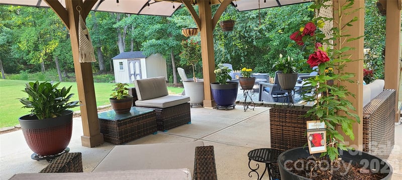 9542 Oswald Ln, Charlotte, NC 28277