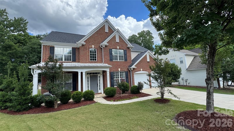 9542 Oswald Ln, Charlotte, NC 28277