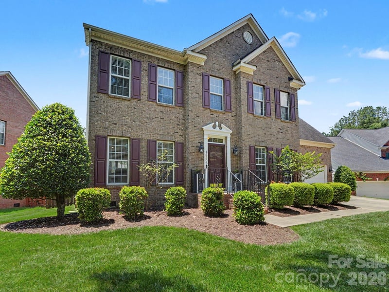 15505 Robsart Ct, Charlotte, NC 28277