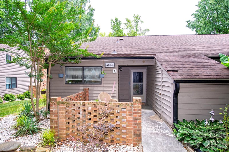 4136 Charlotte Hw, Lake Wylie, SC 29710