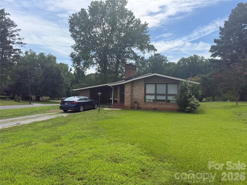 3930 Fircrest Dr, Charlotte, NC 28217