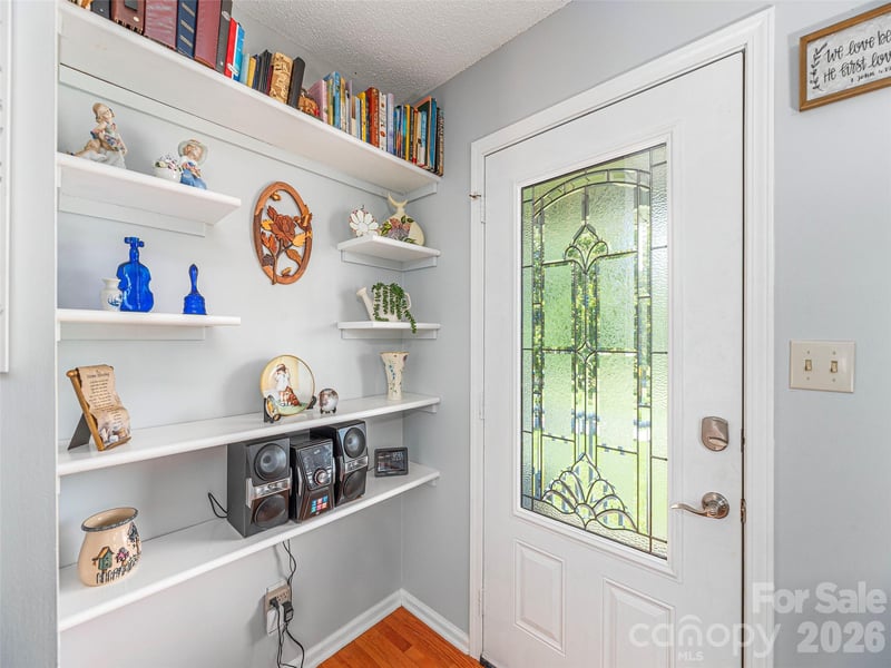 219 Hookers Gap Rd, Candler, NC 28715